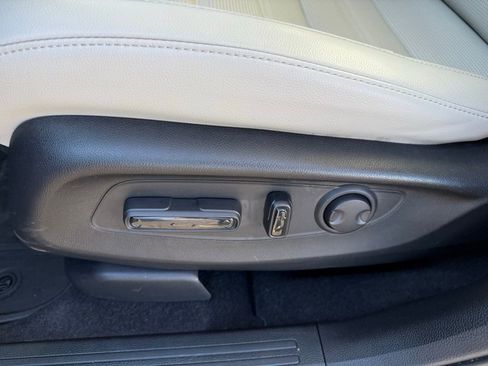 Used 2024 Honda CR-V EX-L image 10