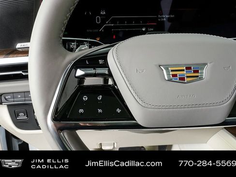 Used 2026 Cadillac Escalade Platinum Sport w/ LPO, ONYX Package image 11