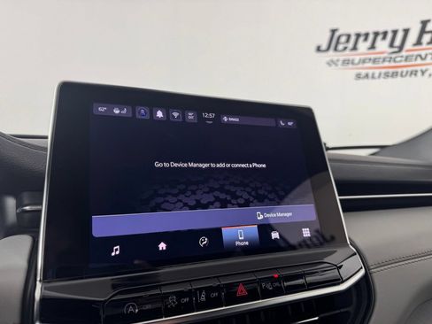 Used 2025 Jeep Compass Limited AWD/4WD image 18