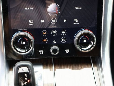 Used 2018 Land Rover Range Rover Sport Supercharged image 29