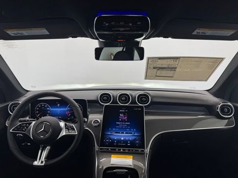 New 2025 Mercedes-Benz GLC 300 image 6