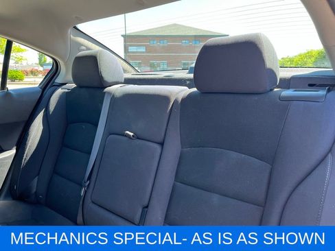 Used 2016 Chevrolet Cruze LT w/ Sun And Sound Package FWD image 21