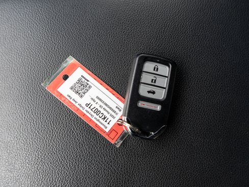 Used 2025 Honda CR-V Sport image 30
