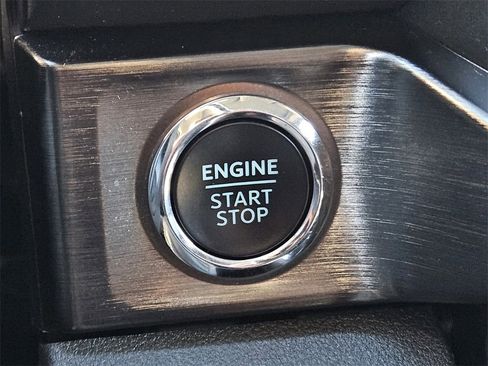 Used 2023 Ford F250 Lariat w/ Sport Appearance Package image 24