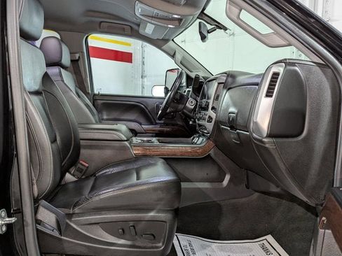 Used 2018 GMC Sierra 2500 SLT w/ Snow Plow Prep Package image 22