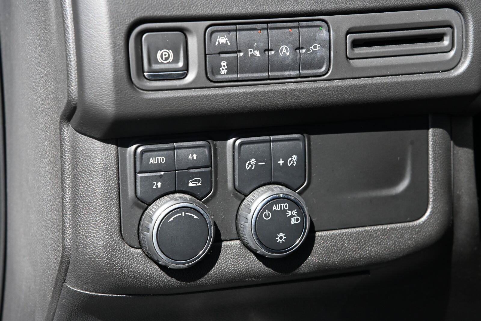 Used 2021 Chevrolet Tahoe RST w/ Luxury Package AWD/4WD image 15