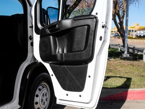 Used 2023 RAM ProMaster 2500 image 40