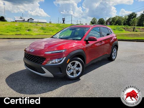 Used 2023 Hyundai Kona SEL w/ Cargo Package FWD image 1
