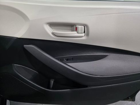 Used 2024 Toyota Corolla LE FWD image 13