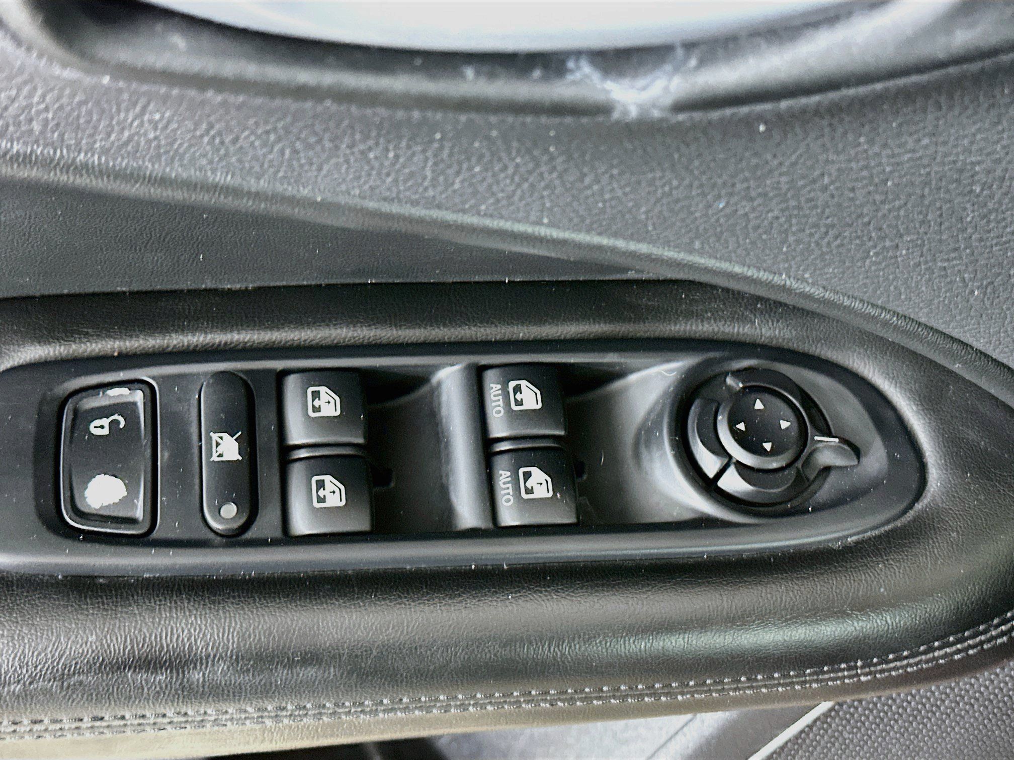 Used 2021 Jeep Compass Latitude AWD/4WD image 15