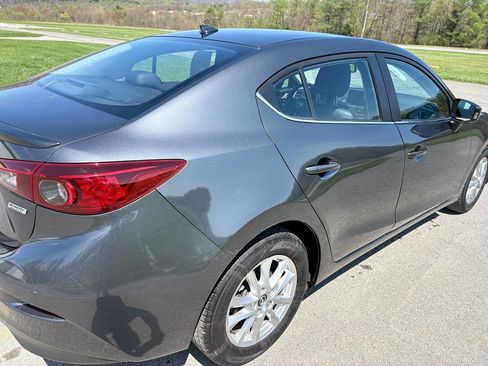 Used 2016 MAZDA MAZDA3 i Grand Touring FWD image 15