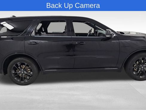 Used 2022 Dodge Durango R/T w/ Blacktop Package AWD/4WD image 2