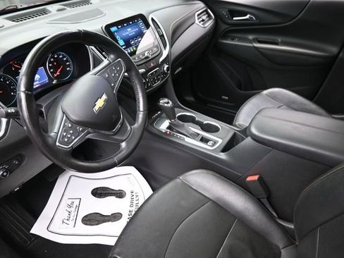 Used 2020 Chevrolet Equinox Premier image 18