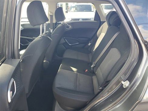 Used 2021 Kia Soul S image 11