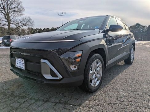 New 2026 Hyundai Kona SE image 8