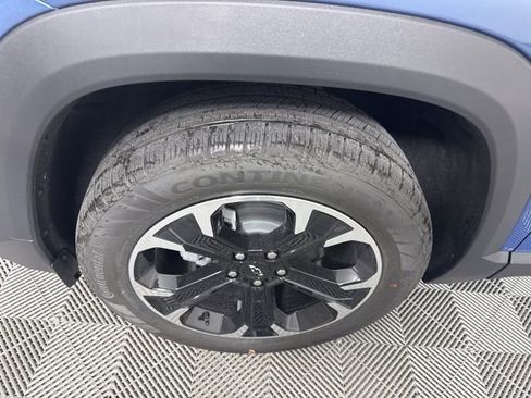New 2026 Chevrolet Equinox LT w/ Convenience Package II FWD image 10