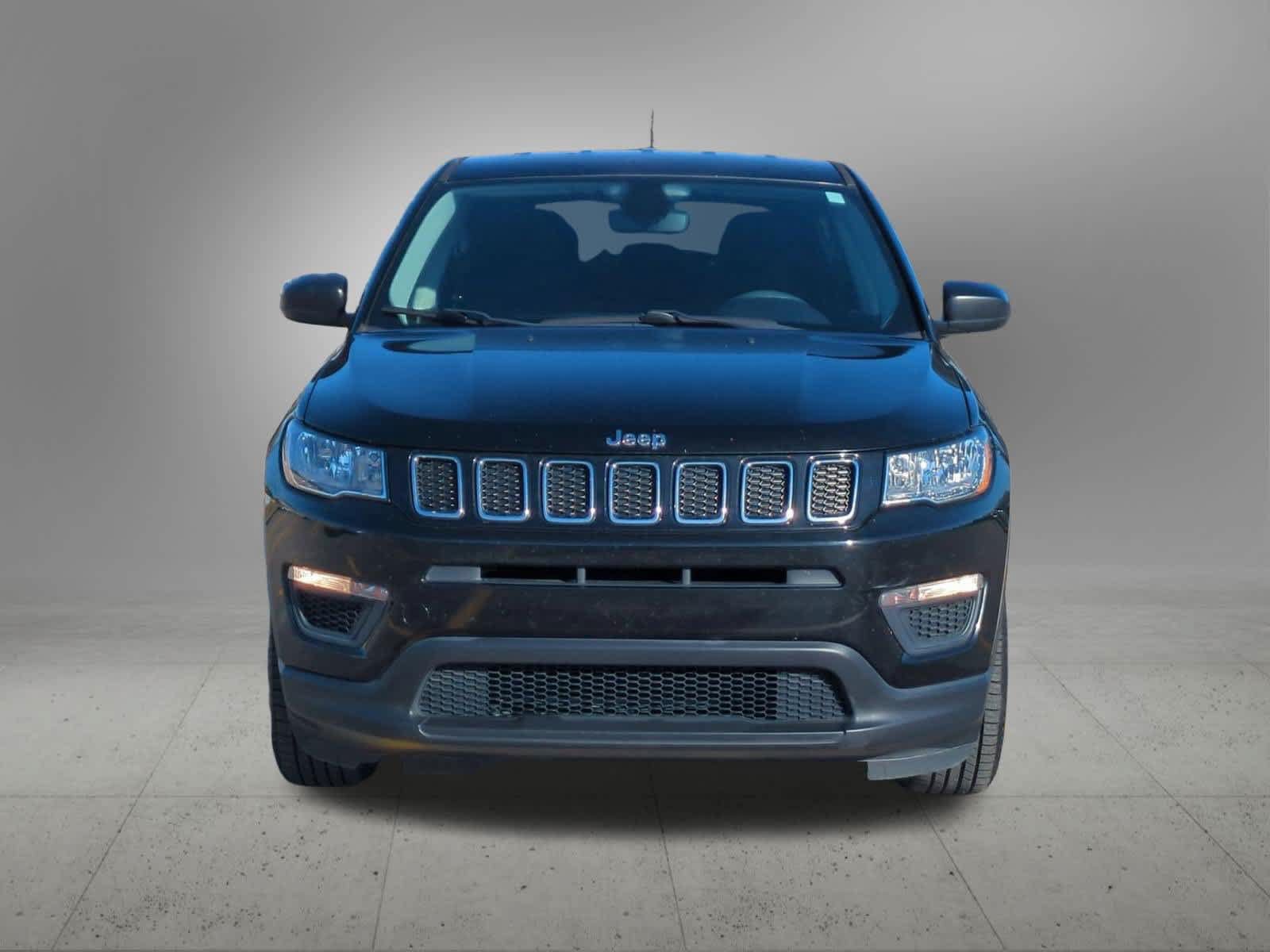 Used 2018 Jeep Compass Sport FWD image 9