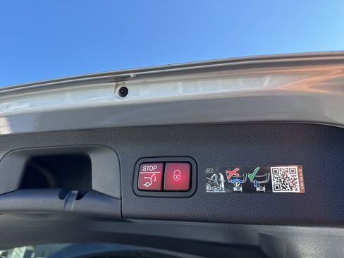 New 2026 Mercedes-Benz GLS 450 4MATIC image 28