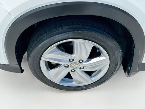Used 2019 Honda HR-V EX image 32