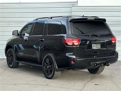 Used 2020 Toyota Sequoia TRD Sport w/ TRD Sport Premium Package image 12