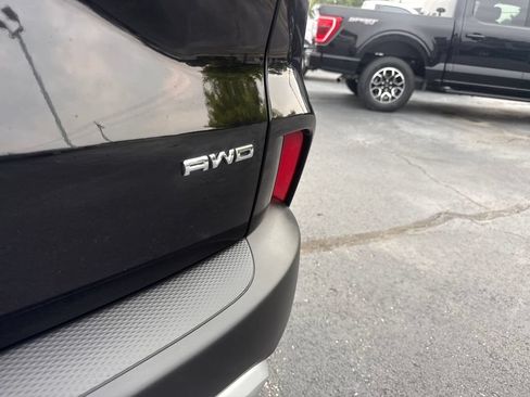 Used 2024 Ford Escape Active AWD/4WD image 12