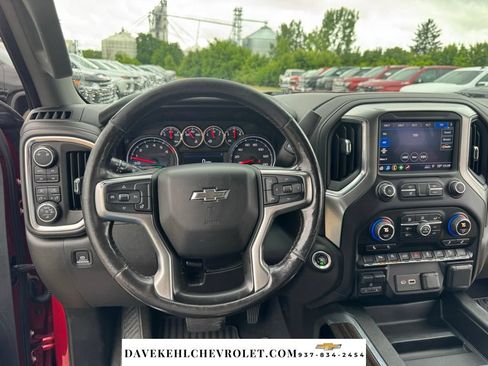 Used 2019 Chevrolet Silverado 1500 LT Trail Boss AWD/4WD image 16