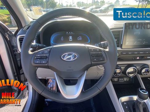 New 2026 Hyundai Venue SEL image 17