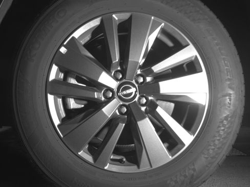 Used 2025 Nissan Pathfinder SV FWD image 12