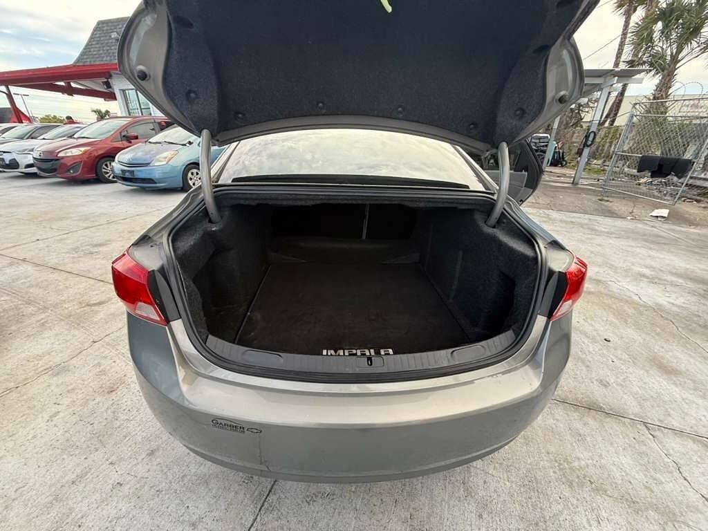 Used 2019 Chevrolet Impala LT w/ Sunroof and Spoiler Package FWD image 12