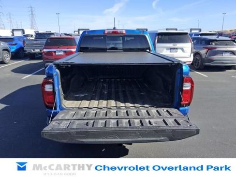 Used 2023 GMC Canyon AT4 w/ AT4 Premium Package AWD/4WD image 5
