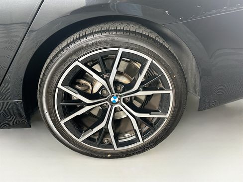 Used 2021 BMW 530e w/ M Sport Package RWD image 11