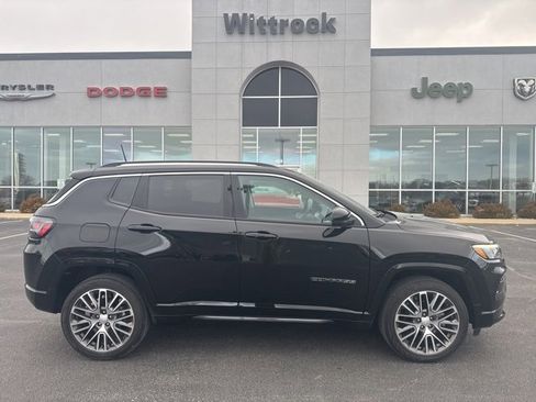 Used 2022 Jeep Compass Limited w/ Elite Group image 9