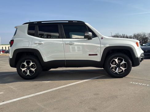 Used 2019 Jeep Renegade Trailhawk image 5