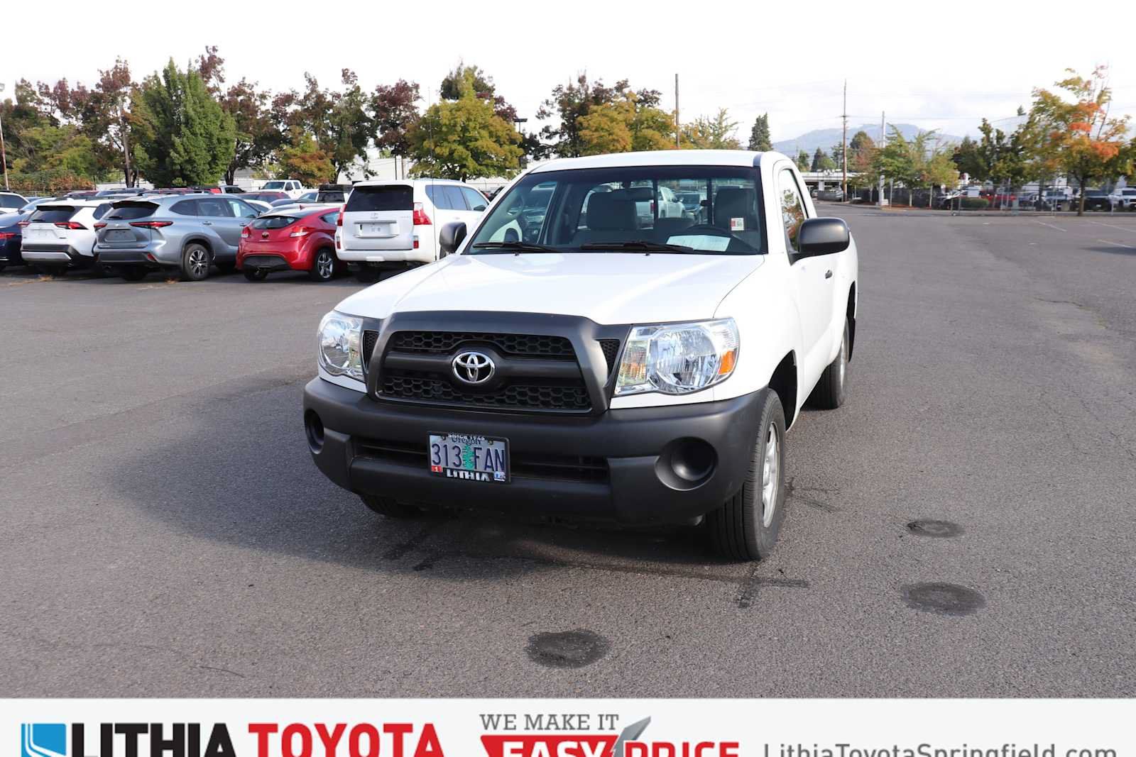 Used 2011 Toyota Tacoma 2WD Regular Cab image 1