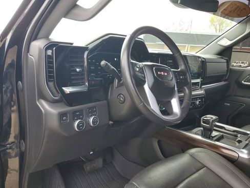 Used 2022 GMC Sierra 1500 SLT w/ SLT Premium Package AWD/4WD image 18