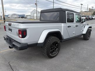 Used 2023 Jeep Gladiator Willys video 3