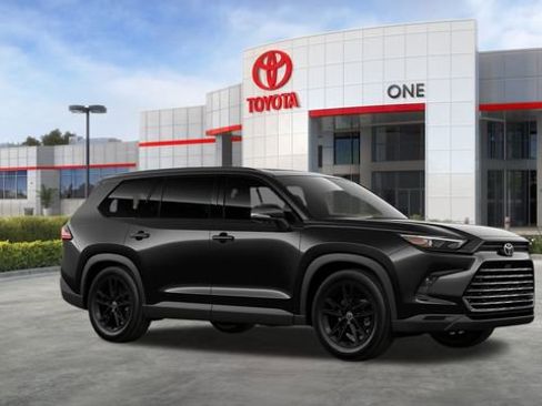 New 2026 Toyota Grand Highlander Nightshade image 15