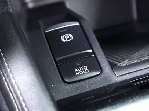Used 2021 Nissan Kicks SV w/ Exterior Package FWD image 23