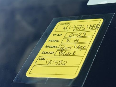 Certified 2023 Kia Sportage LX image 12