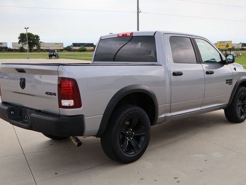 Used 2024 RAM 1500 Warlock AWD/4WD image 7