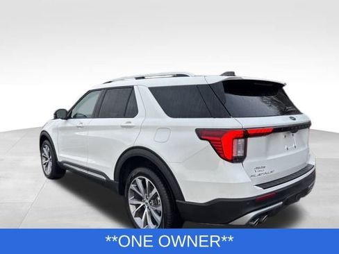 Certified 2025 Ford Explorer Platinum w/ Ultimate Package image 4