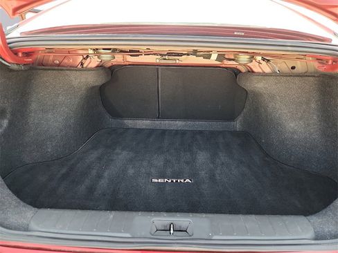 Used 2024 Nissan Sentra SV image 11