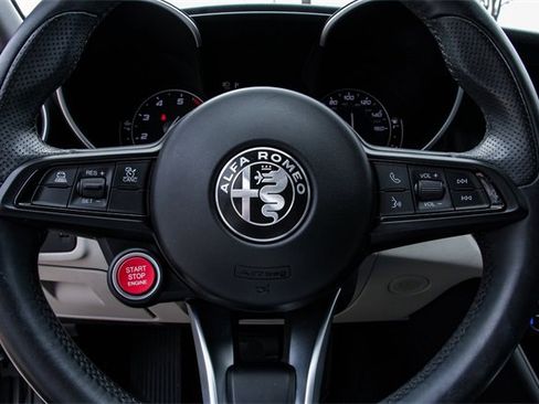 Used 2021 Alfa Romeo Giulia Sprint w/ Sun & Sound Package image 16