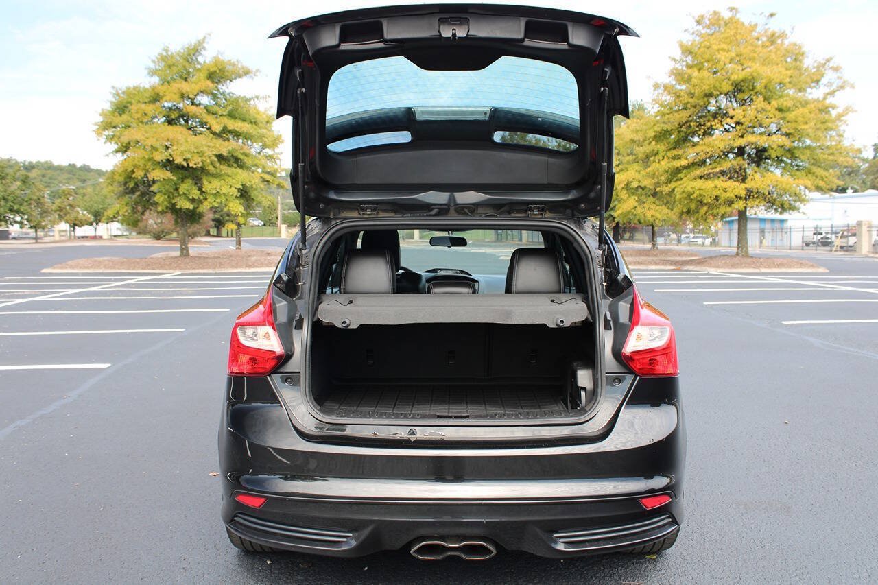 Used 2014 Ford Focus ST w/ Equipment Group 202A FWD image 6