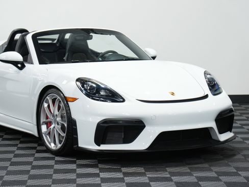 Used 2021 Porsche 718 Boxster Spyder image 10