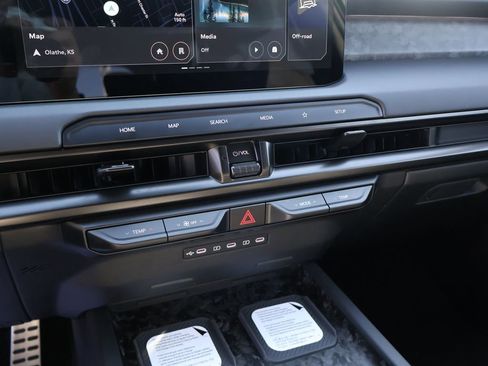 New 2027 Kia Telluride SX Prestige X-Pro AWD/4WD image 40