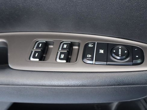 Used 2020 Kia Optima S image 26