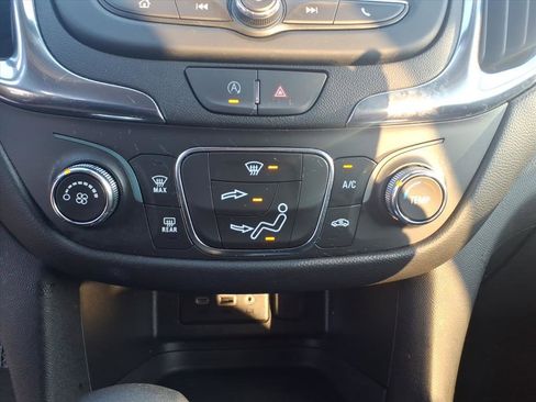 Used 2023 Chevrolet Equinox LT w/ LPO, Floor Liner Package image 17