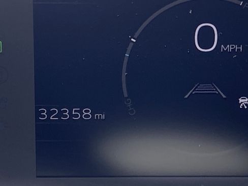 Used 2023 Subaru Solterra AWD image 12