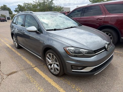 Used 2019 Volkswagen Golf Alltrack S AWD/4WD image 19